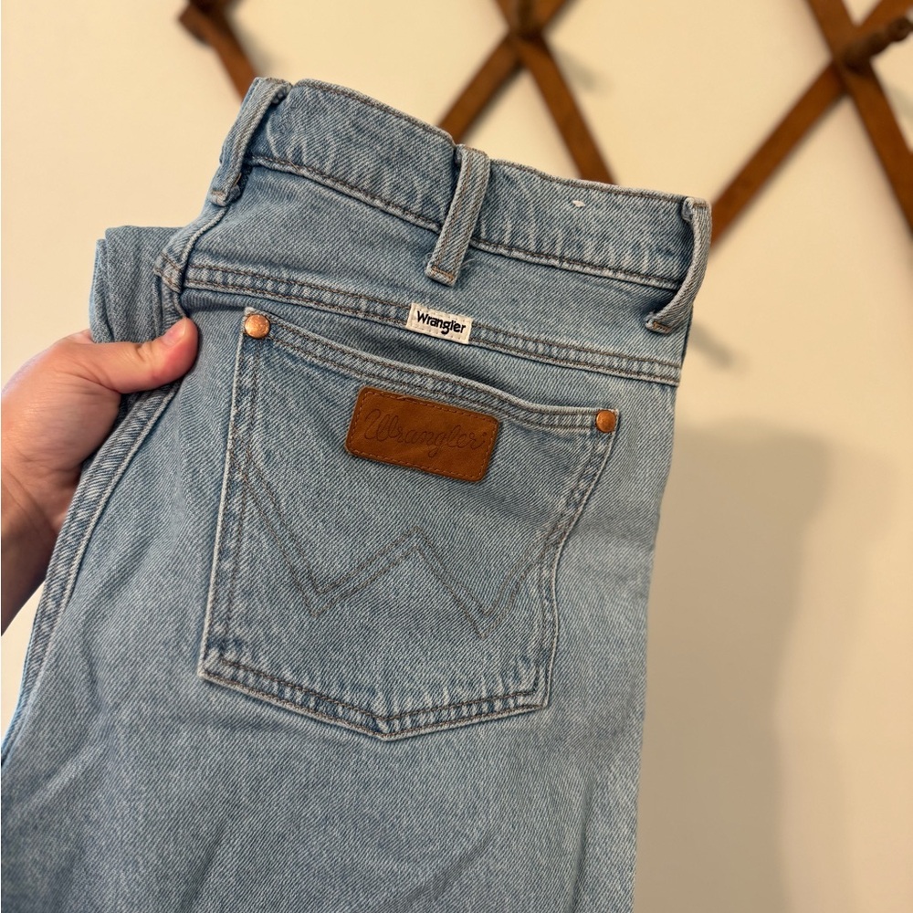 Wrangler Light Blue Denim Jeans with Contrast Stitching